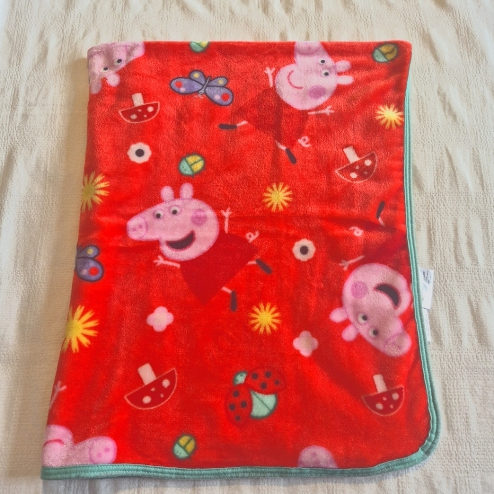 Peppa Pig child size throw 42" x 49" super soft EUC